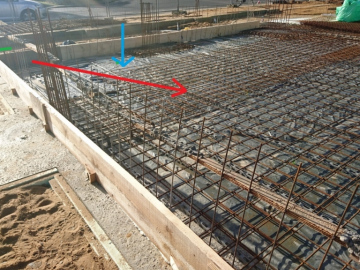 Bild 3: Blick auf die Errichtung der Bodenplatte des östlichen Gebäudeabschnitts.