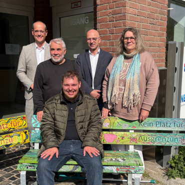 Einweihung neuer „Bänke gegen Ausgrenzung“ in Geilenkirchen